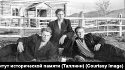 Эстонские парни. Сон. Хакасия. 1950-е