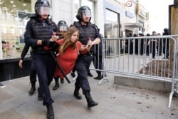 Фото с протестной акции 27 июля в Москве