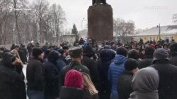 Родственники погибшего в отделе полиции вышли на митинг во Владикавказе