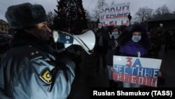 Митинг за честные выборы в Санкт-Петербурге, архивное фото