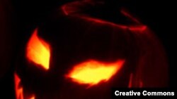 Jack O'Lantern. Джек-Фонарик. Тыква со вставленным фонариком - символ Хеллоуина