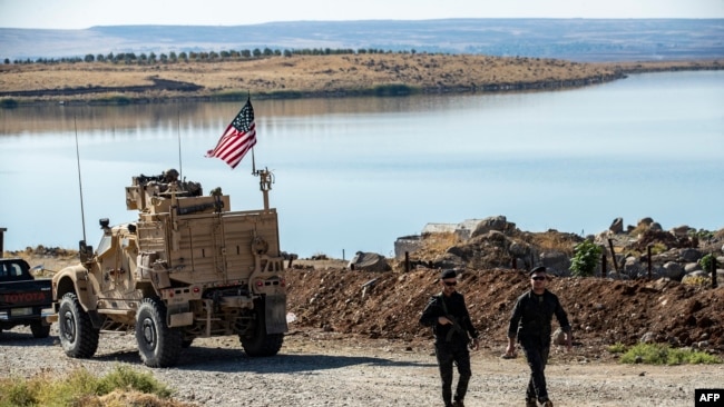 Türkiyə ilə sərhəddə ABŞ-YPG birgə hərbi konvoyu.